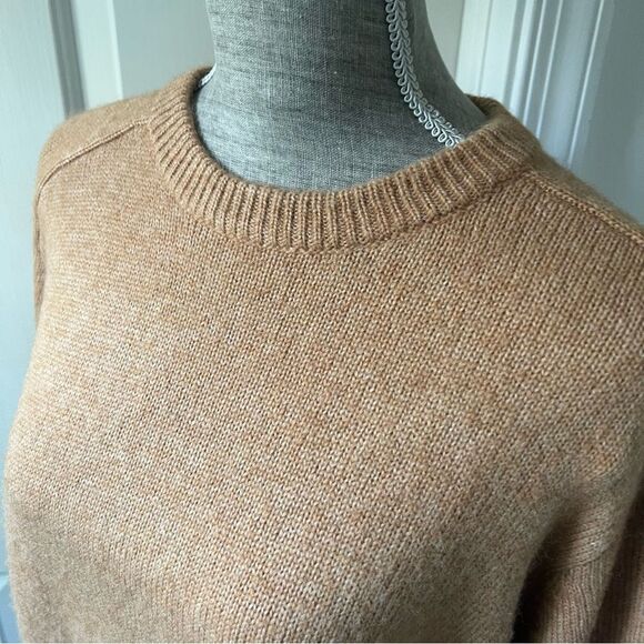 J.CREW Relaxed saddle sleeve crewneck sweater Size M - Picture 3 of 6